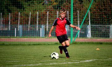 何姓男孩名字2023年属兔起名