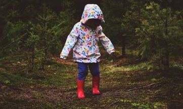 佘姓女孩缺火有诗意有内涵的名字 佘姓女孩名字带解释精选