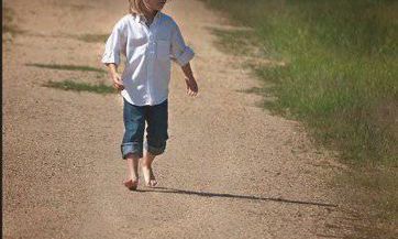 王字旁寓意好的字男孩名字推荐