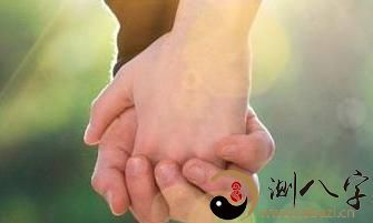 八字合婚算命婚姻案例