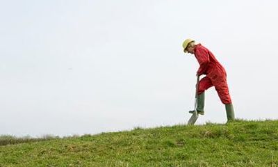 2018年农历六月有哪些日子适合动土，动土和破土有什么区别吗？