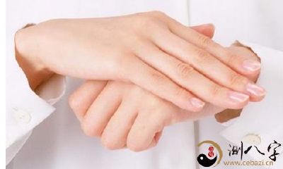 梦到自己手指头被咬掉