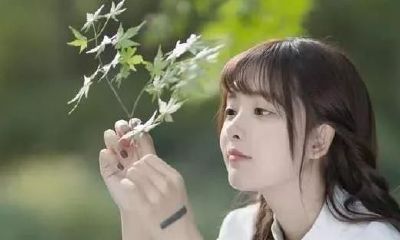 才智超群，但在交往中，最容易变愚蠢的星座