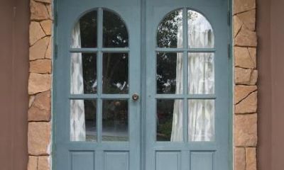 2018年农历九月二十七日的黄历如何，可以出行吗？