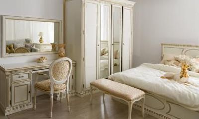 2018年农历九月三十日的黄历日子好不好？可以装修动土吗？