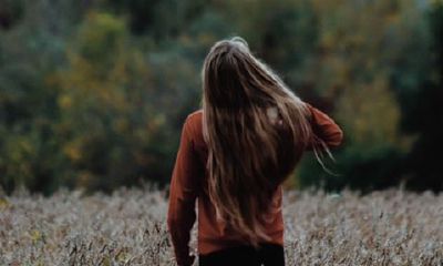 女生头发粗硬是真的吗？