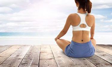 女人腰上长痣代表什么