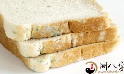 梦到长霉的吐司面包