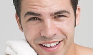 男人右眼眉头有痣好不好