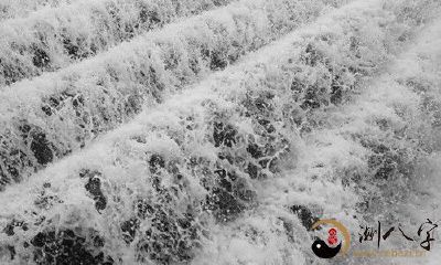 梦见发大水差点儿溺死