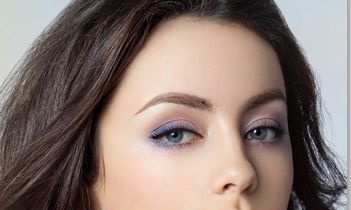 女人右眉毛里有痣代表什么