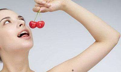 上臂外侧有痣代表什么