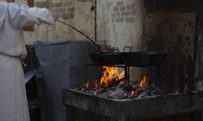 2020年农历正月二十三出生五行缺木男孩大气名字