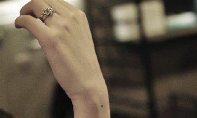 手腕外侧有痣代表什么