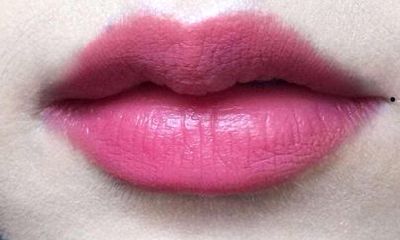 嘴边或嘴角有痣代表什么