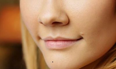 女人下巴正中间有痣代表什么