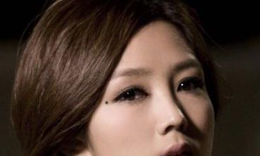 痣相女中拥有以下七种痣相的女人婚姻很不顺利，你是哪种呢