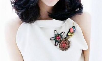 女人发际线边缘有痣代表什么