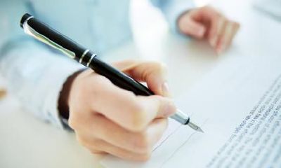 2018年农历七月二十七可以进行签约吗？签约的签字和盖章有什么要求？