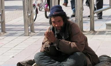 梦到自己当乞讨者去讨饭