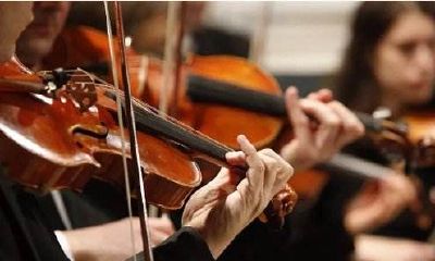 梦到自己成歌曲艺术家