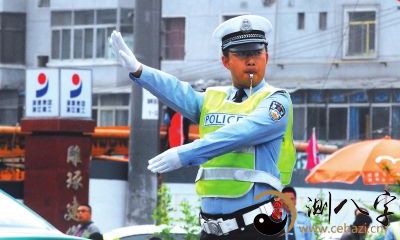 梦到交警队指引拥堵