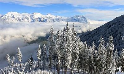 2022年农历六月初二是不是去寺庙祈福的吉日？