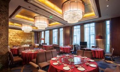 2018年农历九月初一可以理发吗？老黄历当天卦象好吗？