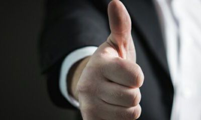 小拇指过三关为什么穷