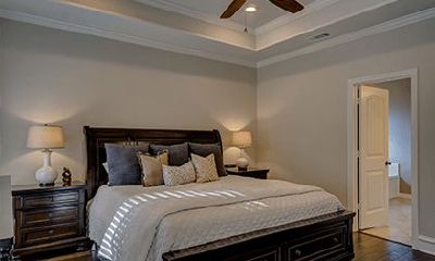 2022年冬季适合搬家的吉日有哪些天？搬家第一个进门的人该拿什么？