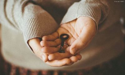 狗年姓费女孩名字大全 属狗费姓女宝宝起名2018