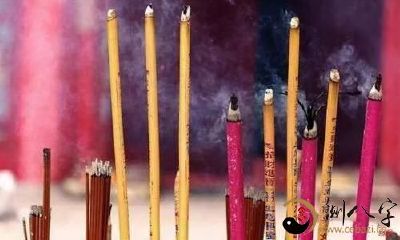 梦见烧香一把香断掉