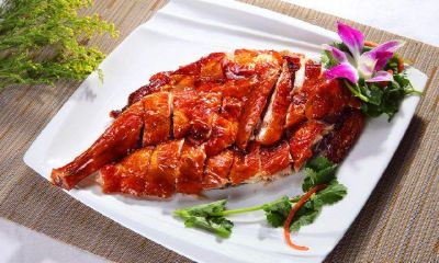 梦到剁烧鹅肉喂鸭