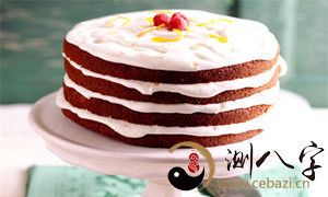 梦到蛋糕被他人分吃完