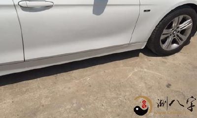 梦见汽车陷下来