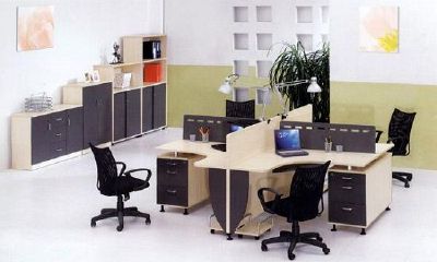 公司办公桌摆放风水