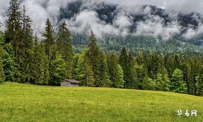 2022年农历六月二十六日烧香拜佛祈福好不好？