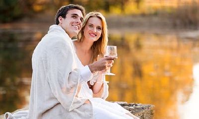 属鸡人2022年幸运色