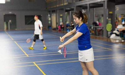 梦见同学一起打羽毛球