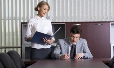 2021年农历三月十二日可以签约签合同吗？