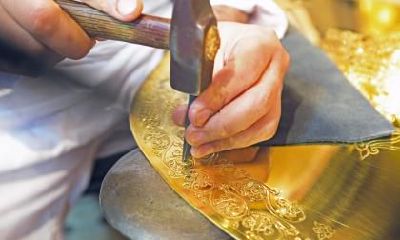 怎么为2019年农历腊月二十三出生八字五行缺金的女孩起名字？