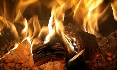 2019年农历三月三出生女孩五行缺水起名字，女宝宝取名