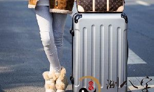 梦见行李箱丟了并找寻