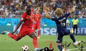 梦见足球场上打架