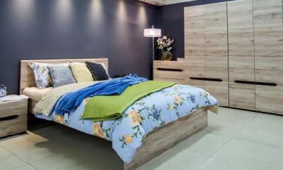 2019年农历十月初八日黄历可以理发剪头发吗？