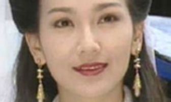 女人身体上的桃花痣