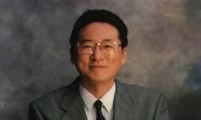 文化“狂人”--金牛座李敖