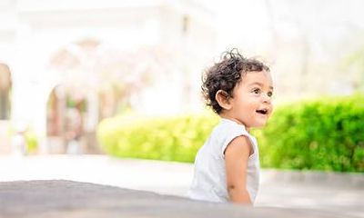 2020年农历十月二十八出生的男孩命运和性格详解