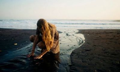 男狗女羊婚姻怎么样？属羊女在感情上有什么弱点？