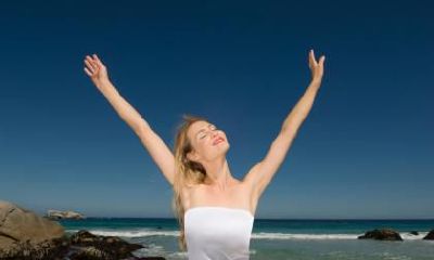 高额头的女人面相好吗，女人高额头的面相解析